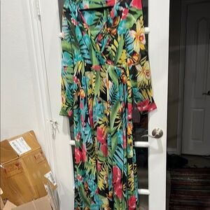 Floral Maxi Dress - Multicolor missing size Tag measured PTP